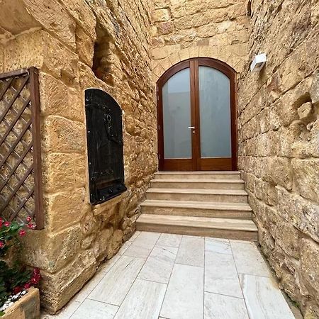 Charming 200 Year Old Cottage With Yard Żabbar Buitenkant foto