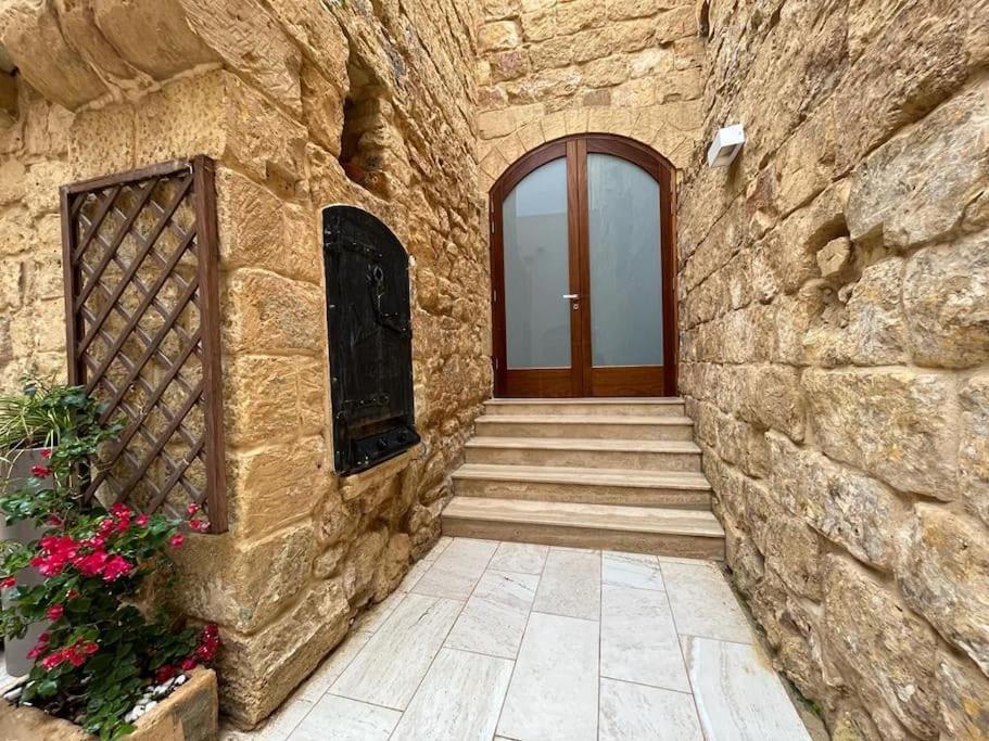 Charming 200 Year Old Cottage With Yard Żabbar Buitenkant foto